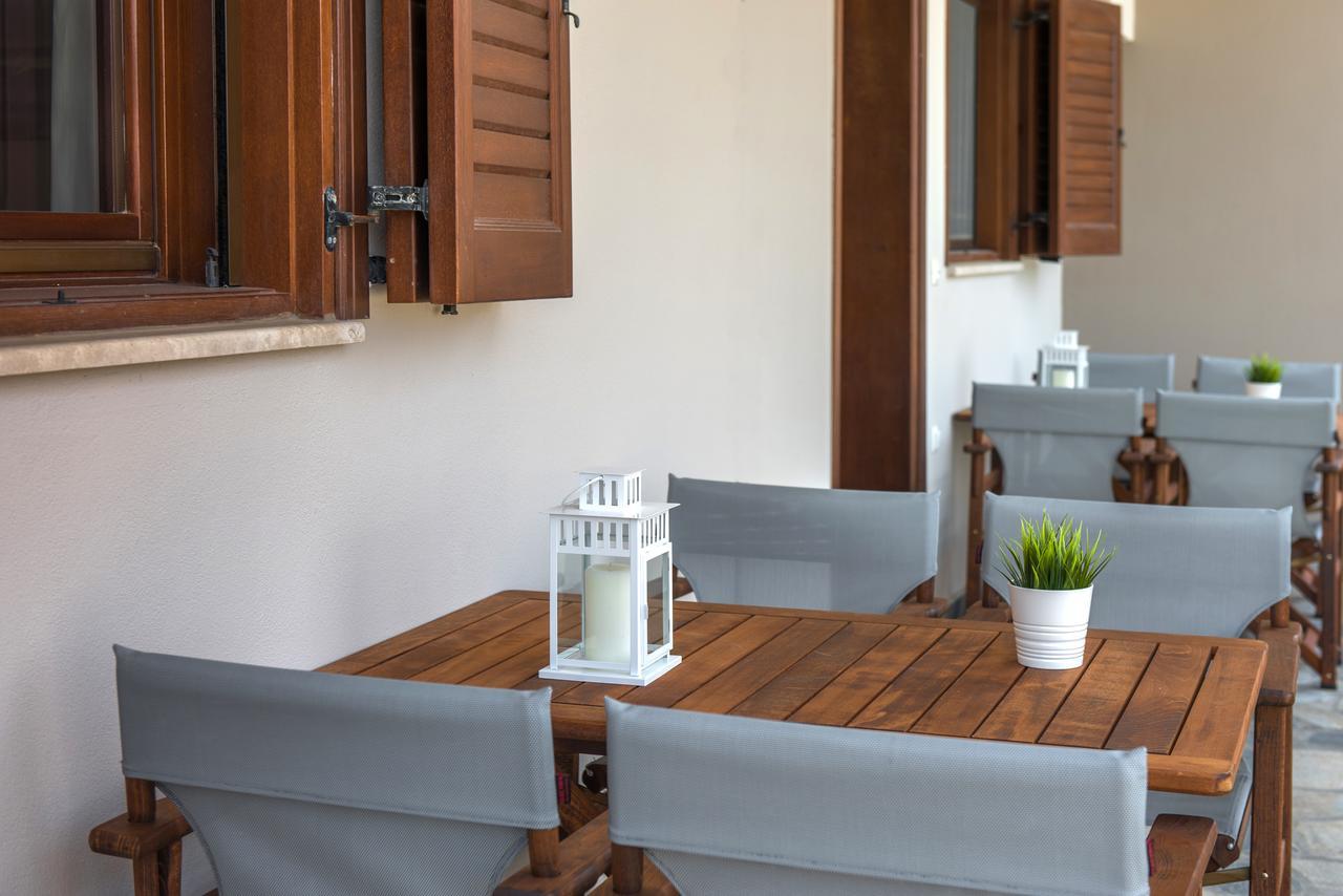 Ferienwohnung Pleiades Casual Living Nea Roda Exterior foto